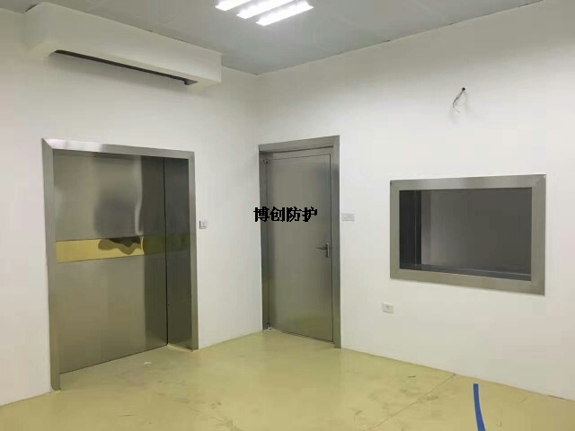 铅门安装.jpg